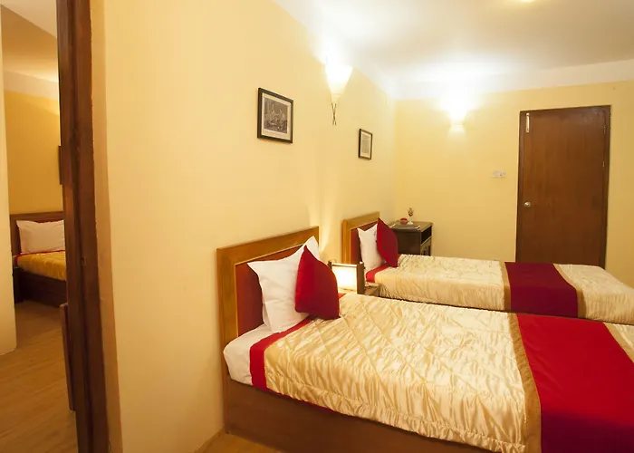 Royal Astoria 3*